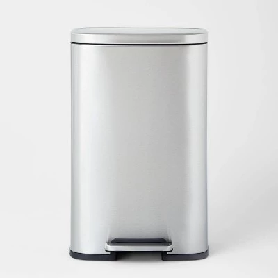 45L Rectangular Step Trash Can - Brightroom™ Gold 7 45L Rectangular Step Trash Can - Brightroom™ Gold - Image 5