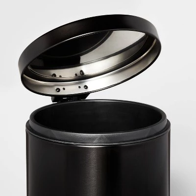 5L Round Step Trash Can - Brightroom™ Black 4 5L Round Step Trash Can - Brightroom™ Black - Image 2