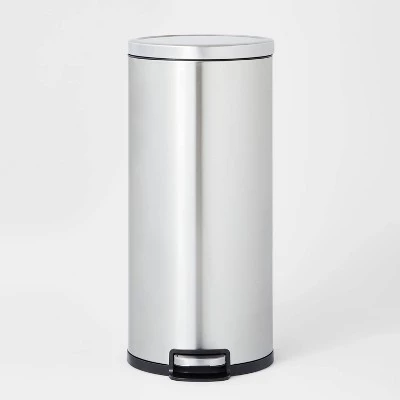 30L Round Step Trash Can - Brightroom™ Silver 8 30L Round Step Trash Can - Brightroom™ Silver - Image 6